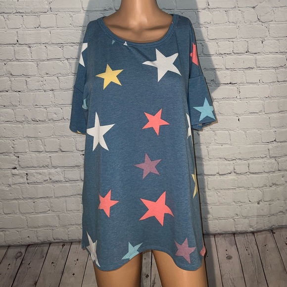 Hopely Tops - Hopely Blue, White & Pink Multicolor Stars Shirt size M